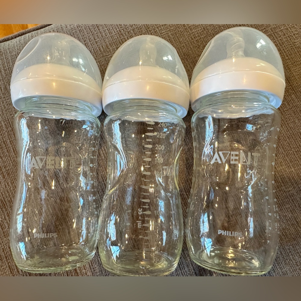 3 Philips Avent Natural Glass Bottles